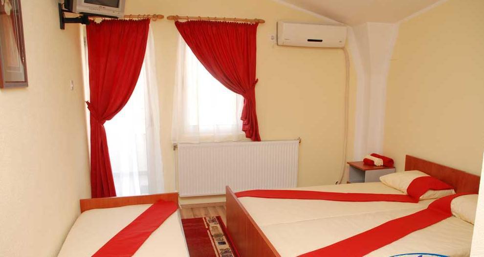 Hotel&Spamontenegro Rivijera 韦莱斯 外观 照片