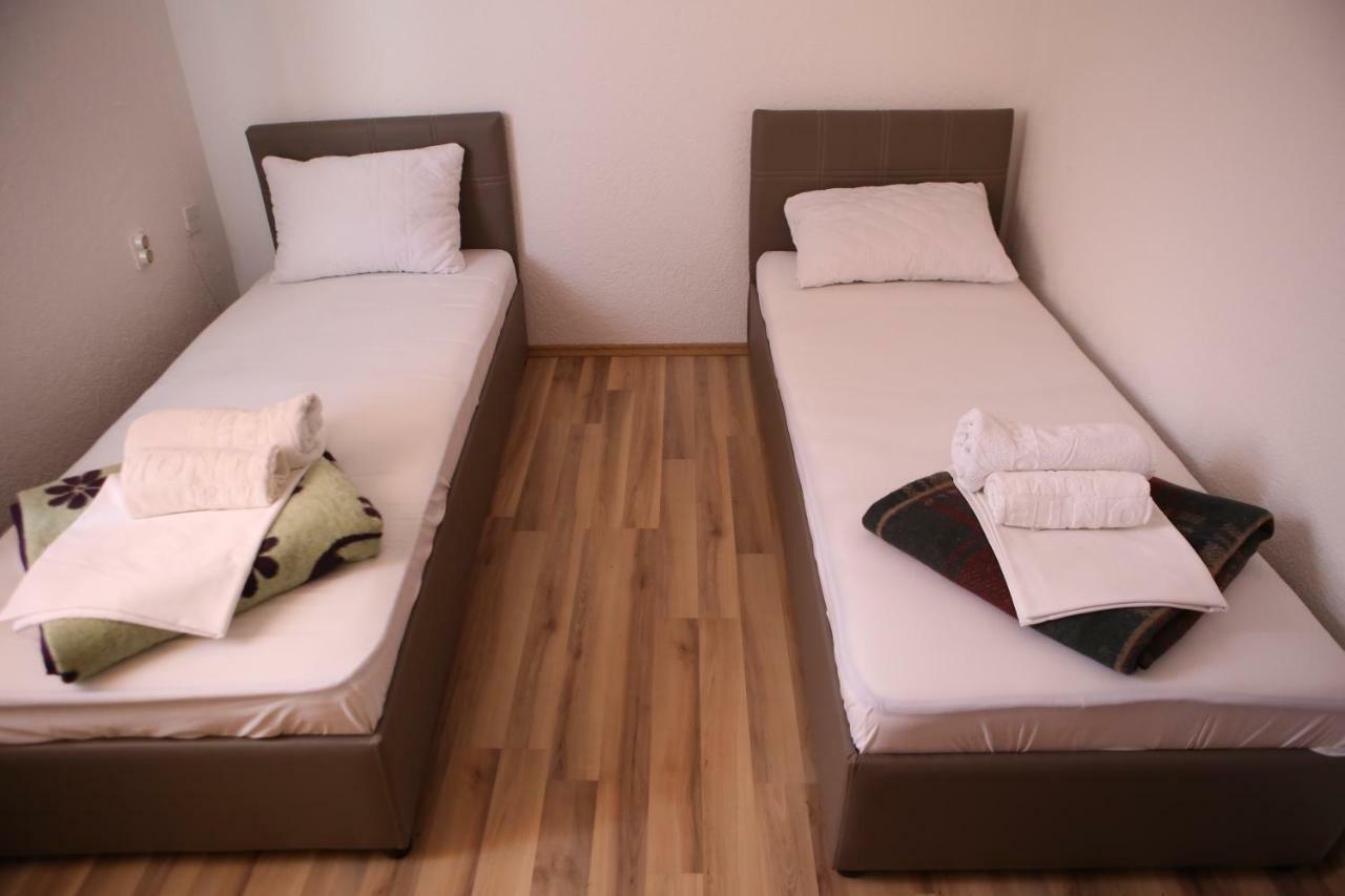 Hotel&Spamontenegro Rivijera 韦莱斯 外观 照片