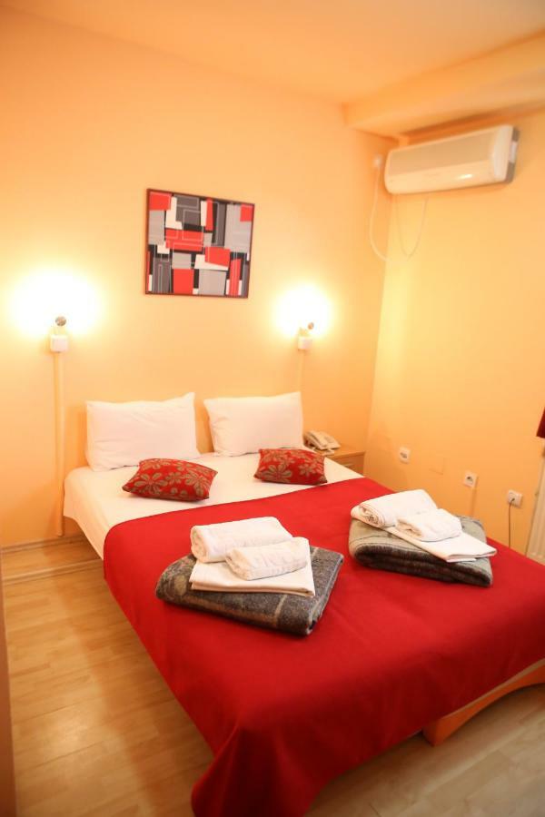 Hotel&Spamontenegro Rivijera 韦莱斯 外观 照片