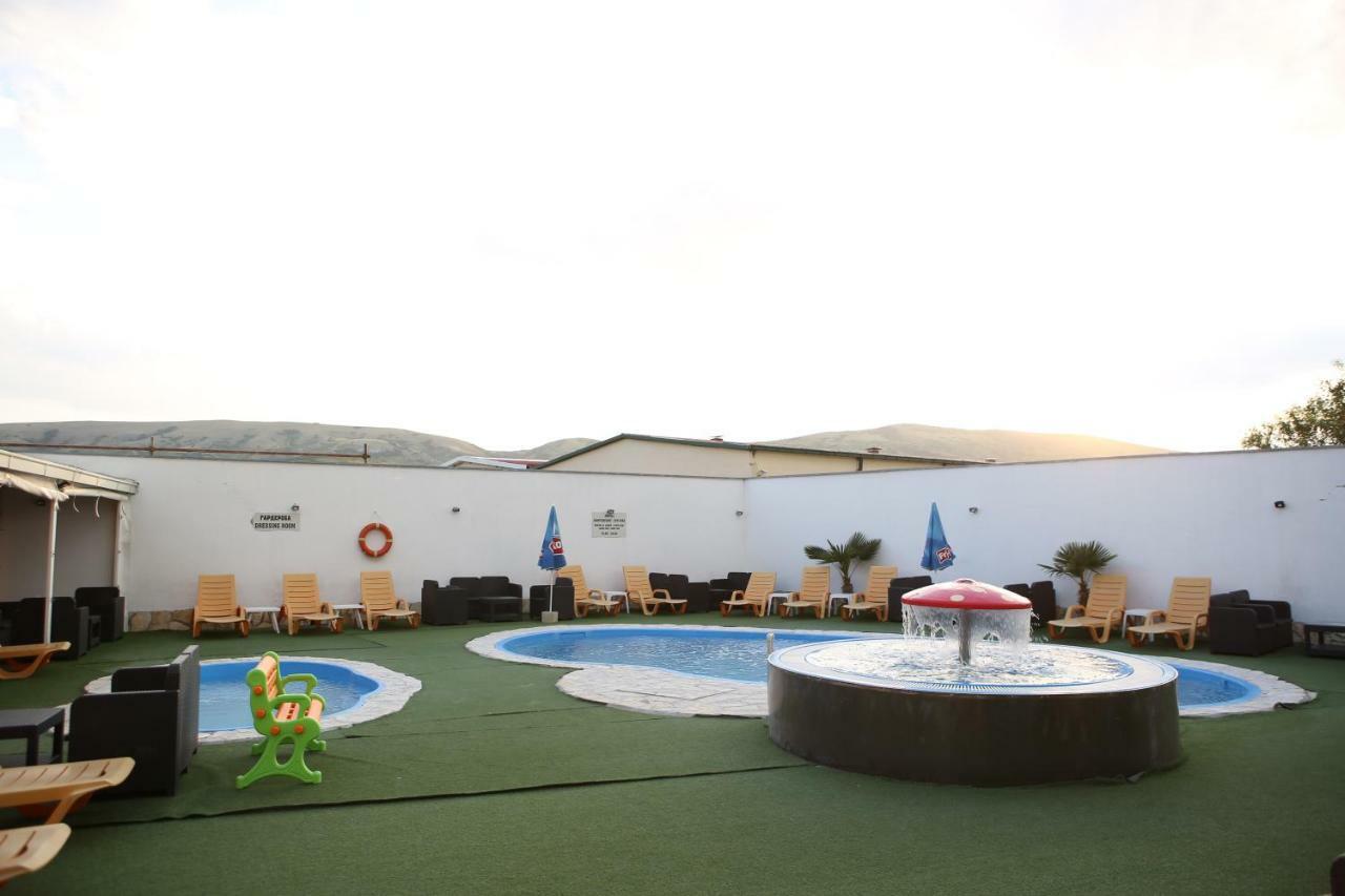 Hotel&Spamontenegro Rivijera 韦莱斯 外观 照片