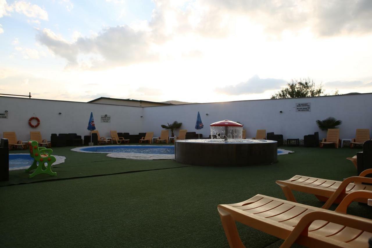 Hotel&Spamontenegro Rivijera 韦莱斯 外观 照片